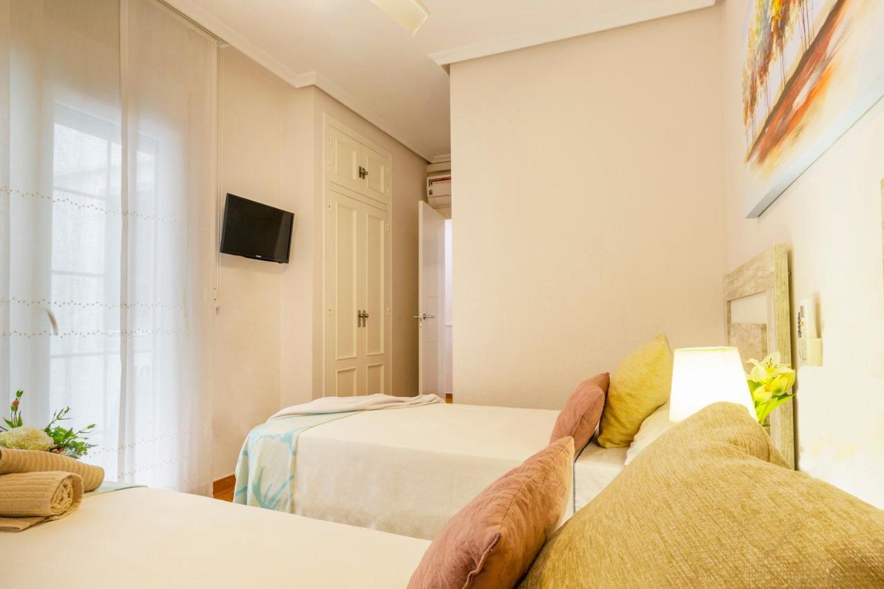 Apartamento Pink Sweet Home Torrevieja Eksteriør bilde