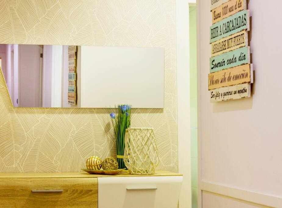 Apartamento Pink Sweet Home Torrevieja Eksteriør bilde